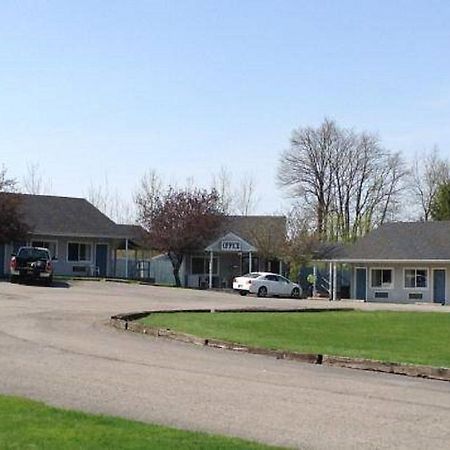 Dollinger'S Motor Inn Albion 외부 사진
